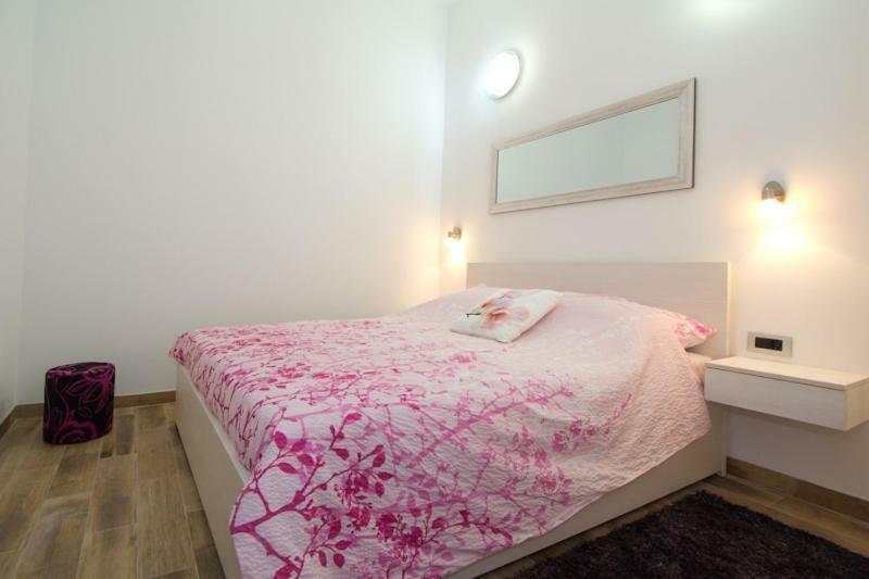 Apartment Radiant Orchid بوريتش المظهر الخارجي الصورة